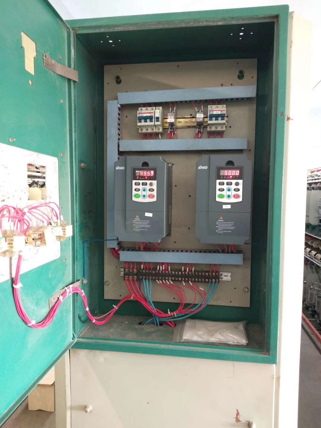 “三科變頻器”