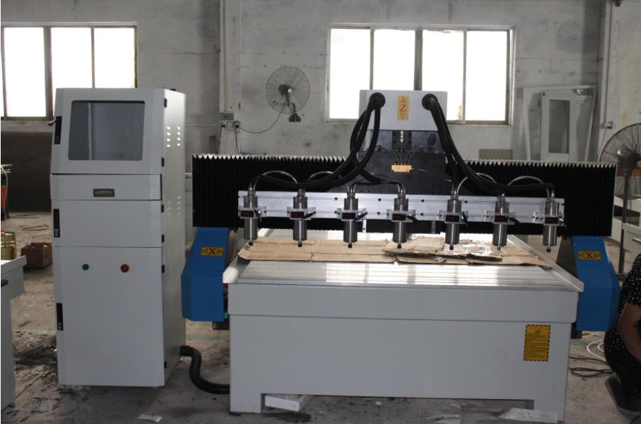 “木工雕刻機(jī)通過變頻技術(shù)完成智能化運(yùn)行”